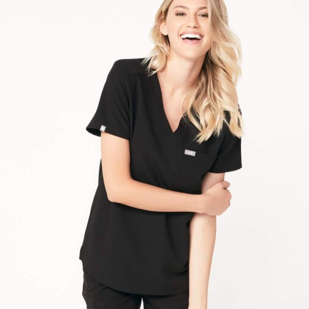 Figs Black Catarina One-Pocket Scrub Top